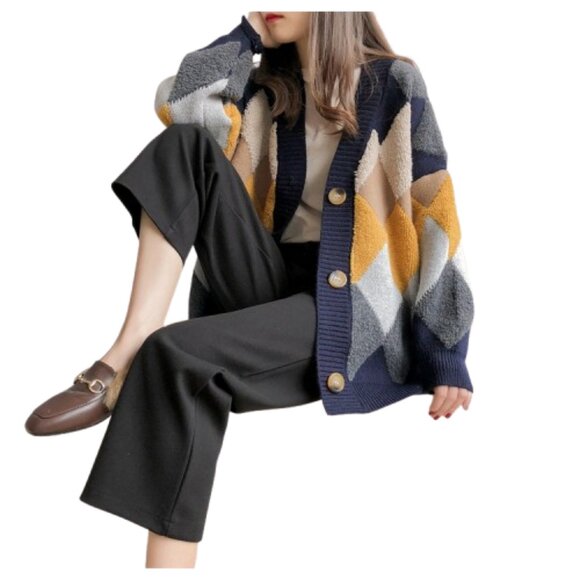 Geometric Pattern Button-Up Cardigan - Picture 9 of 10